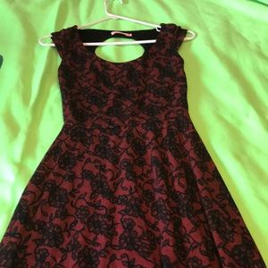 Dress mid length Flowy